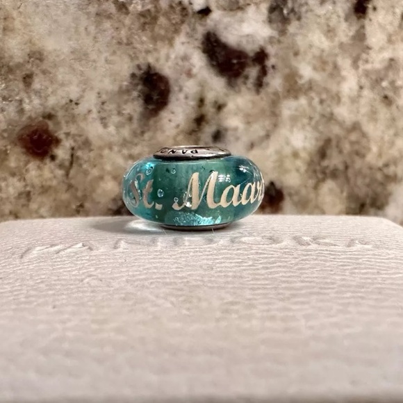 Pandora Authentic St. Maarten Exclusive Murano Charm - Picture 4 of 9